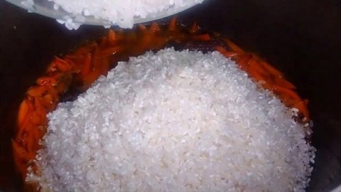 СЕКРЕТЫ РАССЫПЧАТОГО ПЛОВА.