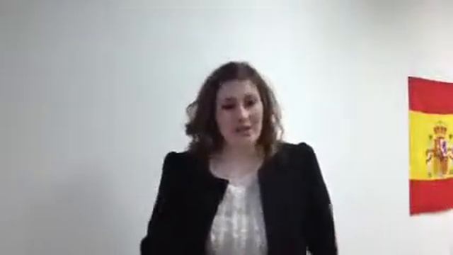 Почему испанцы целуются при встрече смотреть онлайн