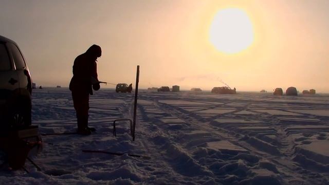 Рыбалка на Байкале на омуля 23 февраля 2023. Fishing on Lake Baikal for omul February 23, 2023 смотреть онлайн