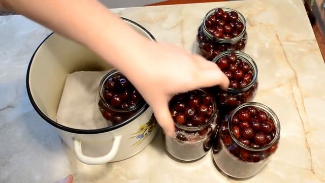 ВИШНЯ в собственном соку на зиму! Легко и просто.