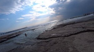 ИЗМЕРЯЕМ ТЕМПЕРАТУРУ ВОДЫ В МОРЕ 8 ЯНВАРЯ АЛАНЬЯ ТУРЦИЯ ЗИМОЙ
