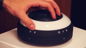 Обзор JBL Horizon портативная колонка с часами и будильником
