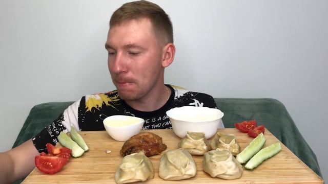 МУКБАНГ МАНТЫ С ГОВЯДИНОЙ  КУРИЦА Я ОДИН MUKBANG MANTI WITH BEEF CHICKEN