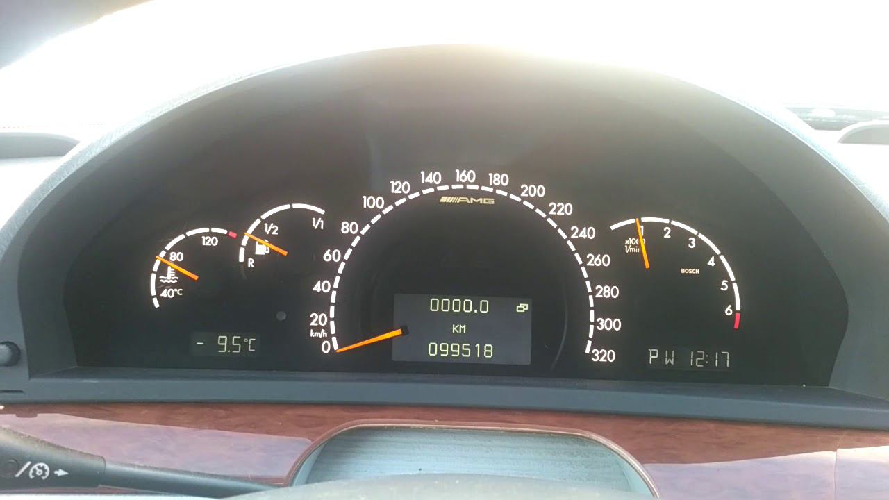 Mercedes-Benz W220 пересвет приборной панели (видео с авто) смотреть онлайн
