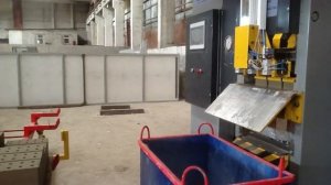 Станок для кирпича с системой воздухоудаления. Гиперпресс А-300.