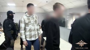 Сотрудники МВД России задержали подозреваемых в мошенничествах. Потерпевшие – бизнесмены