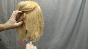 "Дырка" за ухом при стрижке каре: как избежать. Градуированое каре