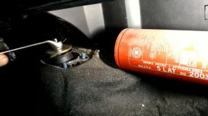 Замена пружины задней подвески Ford Escort mk7