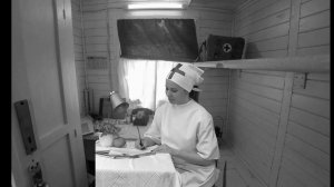 Инсценировка "Ей ленты в косы не вплетать..." - посвящается медсестрам ВОВ