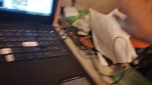 как подключить колонку к ноутбуку быстро и прото ???