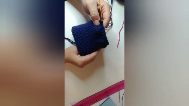 Мастер-класс Шапка с ушками для малыша // попетельно смотреть онлайн