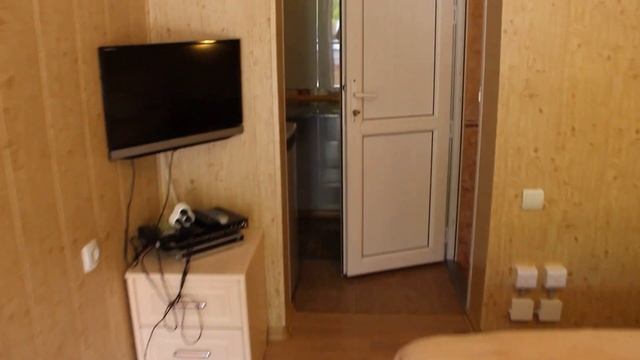 Стандартный 2 местный номер гостевого дома WEEKEND на Иссык-Куле смотреть онлайн