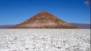 Планета Земля  древнейший карьер Горы терриконы,Каньоны горные выработки