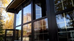 Остекление тамбура к коттеджу. Дорогие рамы и монтаж. Утепленная веранда с теплым полом.