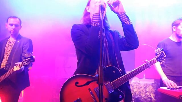 Ploho - Добрые люди live смотреть онлайн