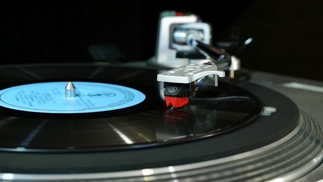 Долгоиграющая пластинка. А. П. Чехов - Предложение. 1952 смотреть онлайн