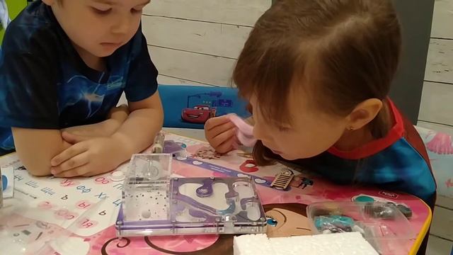 Муравьиные ферма Мистер АНТ от производителя в комплекте с настоящими муравьями Smart “Космос” смотреть онлайн