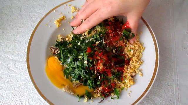 ЕДА ЗА КОПЕКИ. ДЕШЕВЫЕ ХРУСТЯШИЕ ШАРИКИ С РЫБОЙ И НУТОМ смотреть онлайн