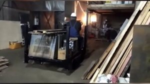 Компактная буровая самоходная установка на гусеницах. Отличная МГБУ!