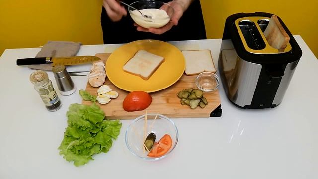 Сэндвич с Курицей и Яйцом/Фастфуд