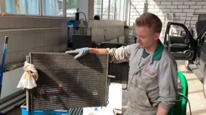 Замена радиатора кондиционера на Jeep Grand Cherokee WK2 2012MY / Ремонт Jeep