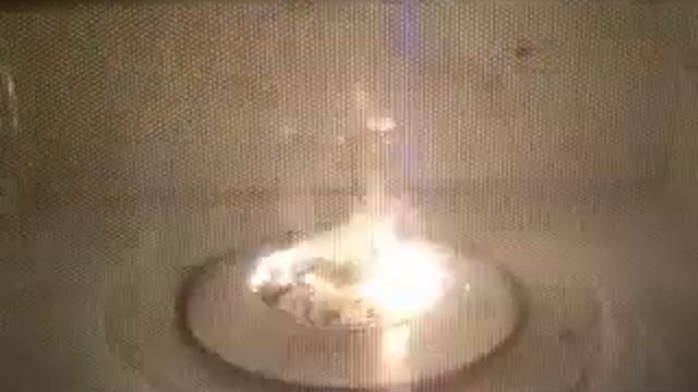 microwaving a cd смотреть онлайн