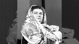 Окрасился месяц багрянцем
