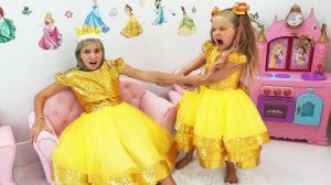 Diana & Maggie Pretend Play Fun Playtime with Color Balloons