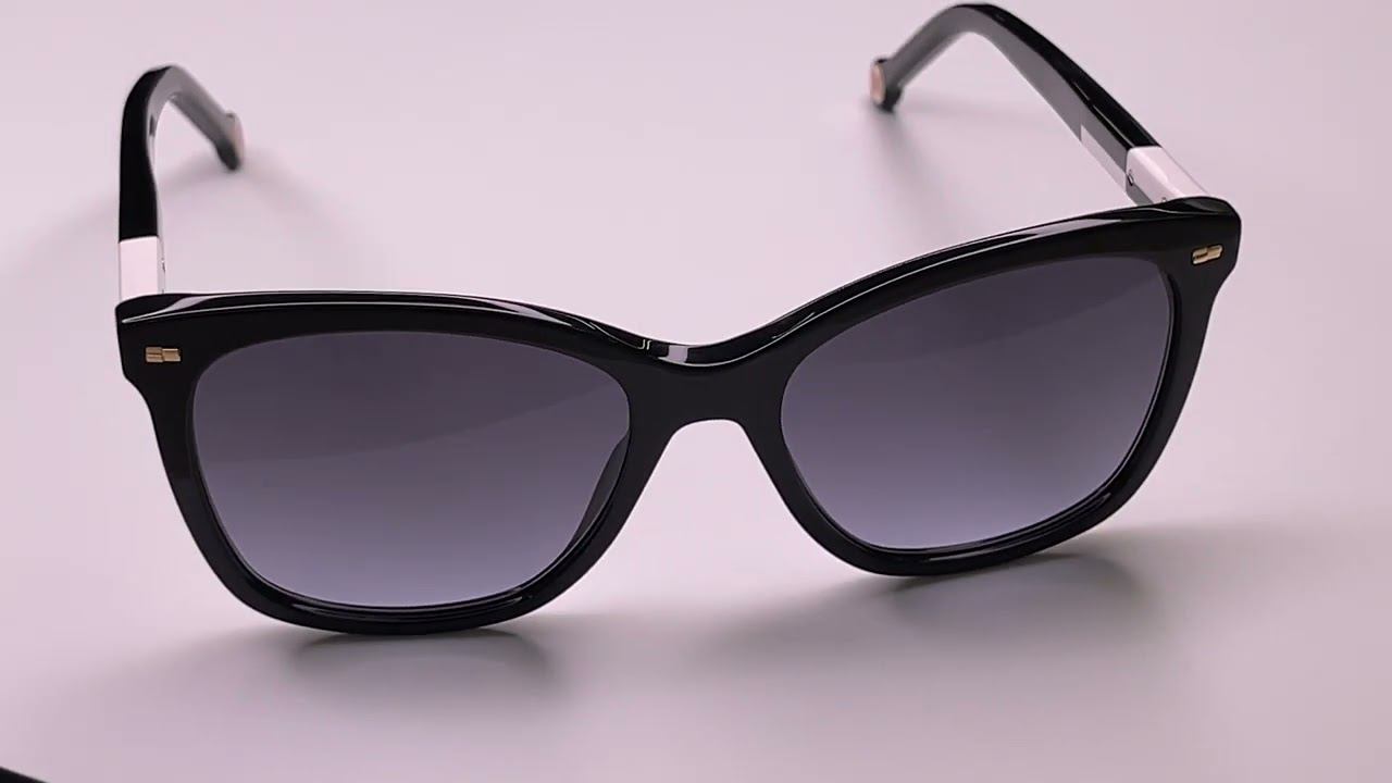 Новое поступление очков в StockOptika! Женская модель Carolina Herrera 0137-S 80S – краткий обзор
