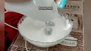 бюджетный меренговый рулет без маскарпоне