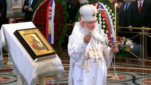 Отпевание Андрея Карлова прошло в Храме Христа Спасителя, дипломата похоронят на Химкинском кладбище