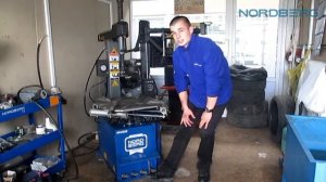 Шиномонтажный автоматический станок Nordberg 4640ID для легкового транспорта с третьей рукой