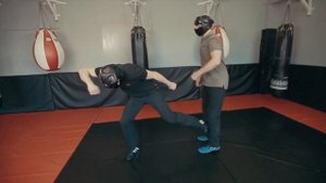 Рукопашный бой. Начало схватки. Часть 3.