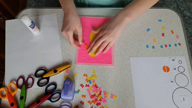 Аппликация из цветной бумаги, Круги, 002 Утенок смотреть онлайн