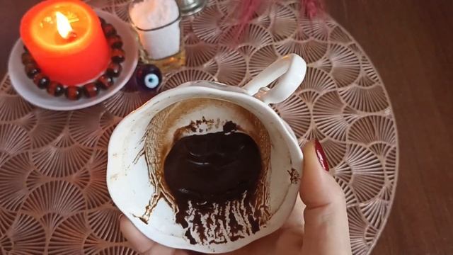 ГАДАНИЕ НА КОФЕЙНОЙ ГУЩЕ/ЧАШЕЧКА ДНЯ, КАК ВАС ВИДИТ ВСЕЛЕННАЯ