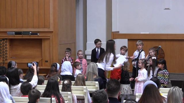 Участие детей меньшая группа смотреть онлайн