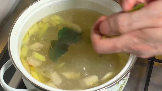 Рецепт ТОМ ЯМ. Тайский острый суп смотреть онлайн