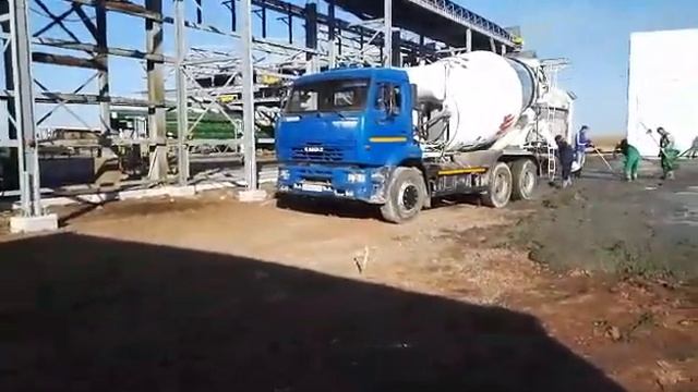 Устройство фибробетонного пола без использования дорогой арматуры смотреть онлайн