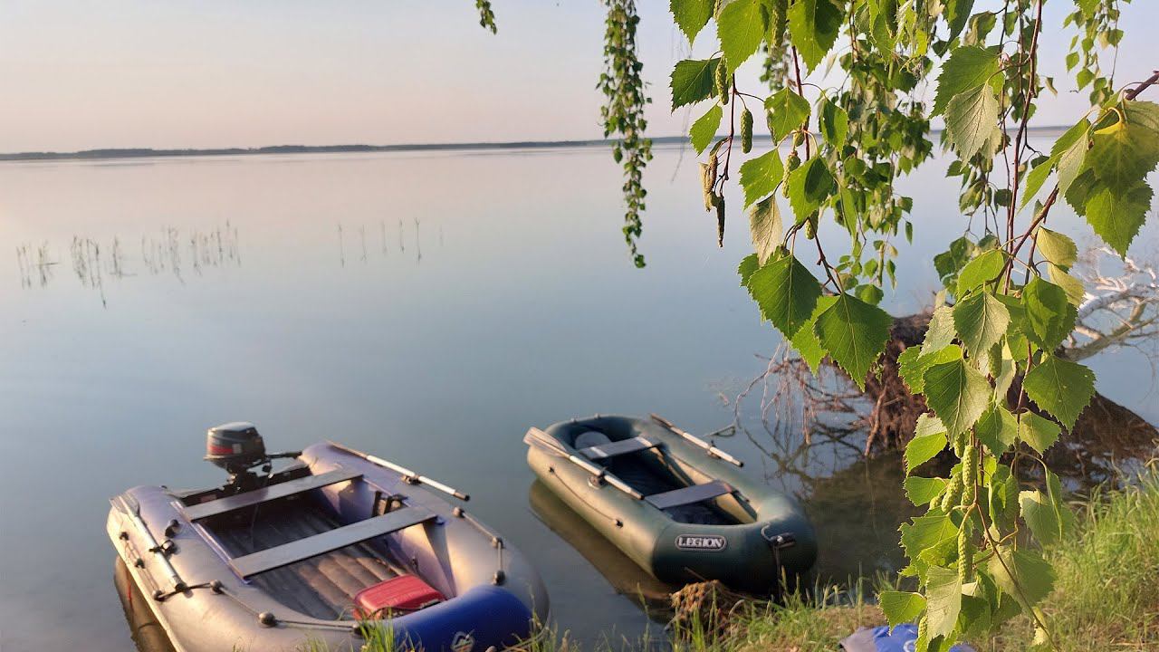 КАМЫШЬ ХОДУНОМ, САЗАНА ПРОСТО КИШИТ, НО КЛЕВАТЬ НЕ ХОЧЕТ. ТАКОЙ ПРОЗРАЧНОЙ ВОДЫ ДАВНО НЕ БЫЛО. смотреть онлайн