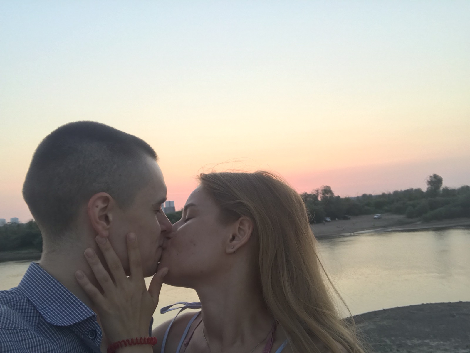 Неожиданное предложение руки и сердца смотреть онлайн