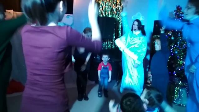 Нос...пол...потолок смотреть онлайн