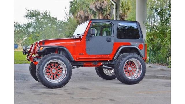 Custom built 2000 Ford Pickups F650 monster (photo slideshow) смотреть онлайн