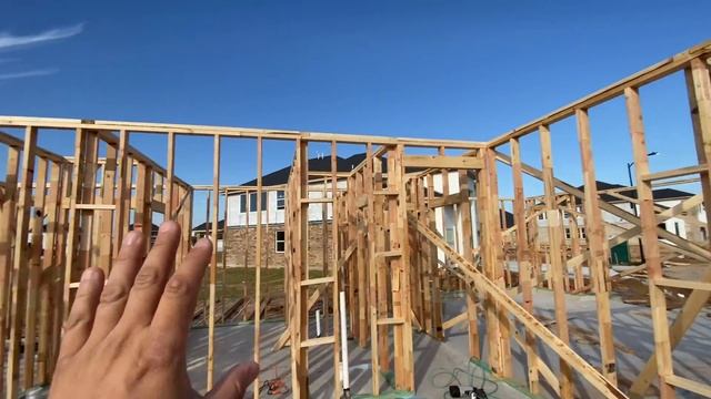 Перекрытие первого этажа: Фермы, Лаги, Балки, Панели перекрытия (6 серия) смотреть онлайн