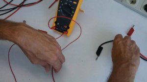 Fluke Bussfuse DMM B 44 100 and Fluke 80BK A Type K thermocouple
