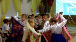 Маленькие казачки на утреннике в детском саду