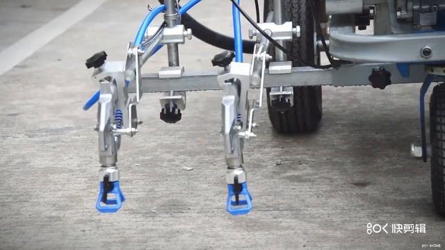 HP1076 hydraulic road marking machine смотреть онлайн