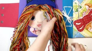 Куколка с причёсками для Вики. Надеваем ушки и серьги