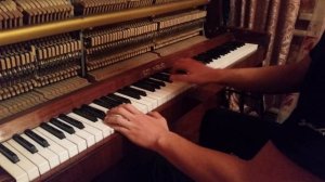 Песня "Темная ночь" из кинофильма "Два бойца"