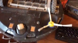 Замена аккумуляторной батареи на iRobot Roomba