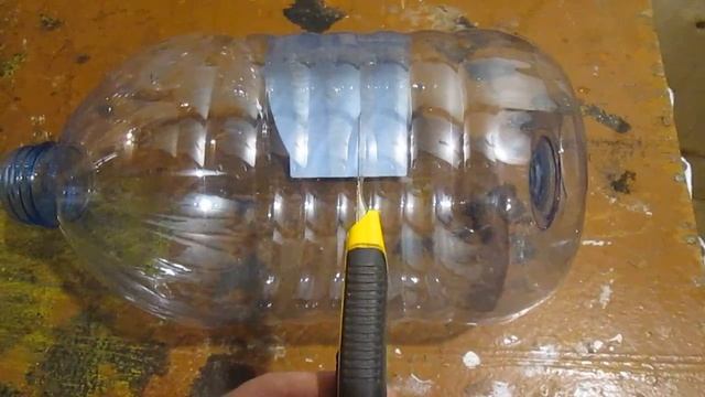 БУНКЕРНАЯ КОРМУШКА ДЛЯ ЦЫПЛЯТ, ИНДЮШАТ ИЗ ПЛАСТИКОВОЙ БУТЫЛКИ//деревенские будни